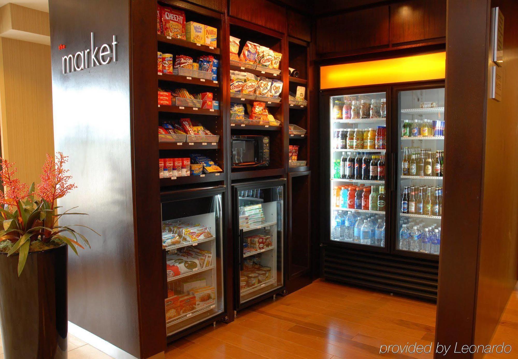 คอร์ตยาร์ด โมบิล ดาฟเน/อีสเทิร์นชอร์ Hotel สแปนิชฟอร์ท ภายนอก รูปภาพ